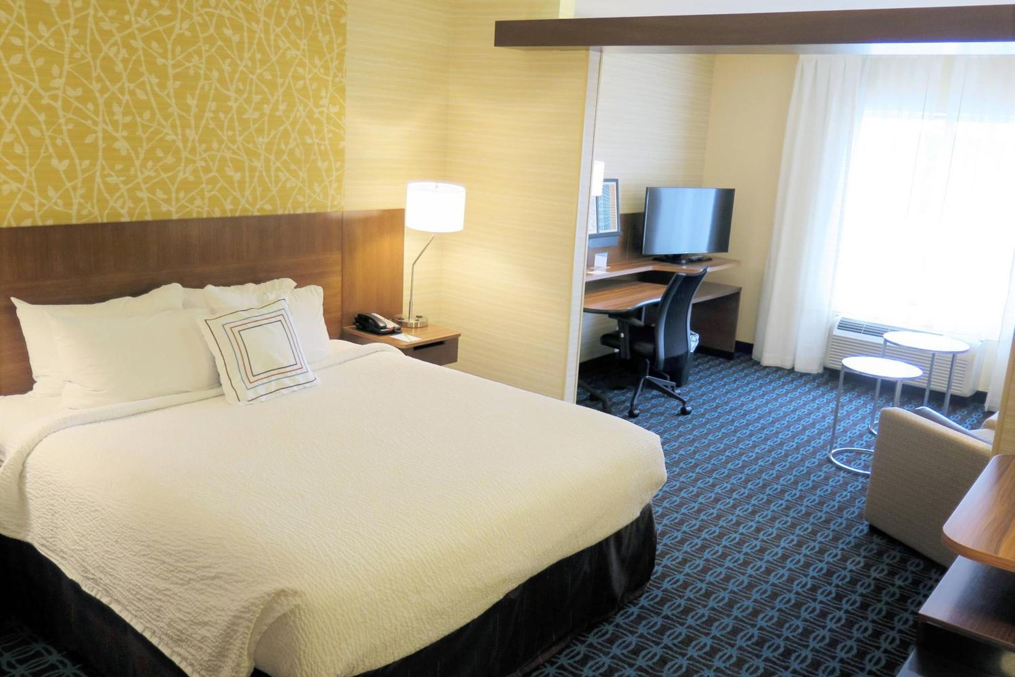 Fairfield Inn & Suites By Marriott Stroudsburg Bartonsville/Poconos Exterior photo