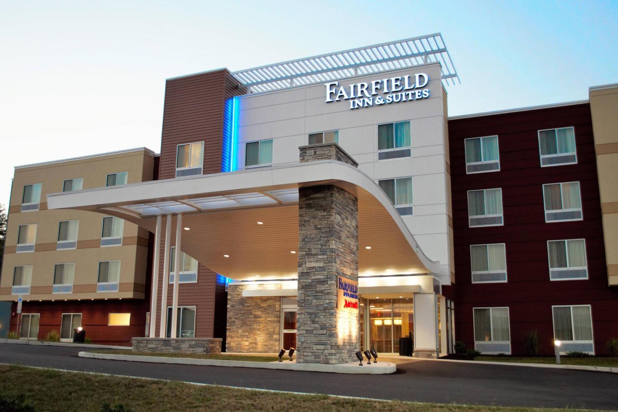 Fairfield Inn & Suites By Marriott Stroudsburg Bartonsville/Poconos Exterior photo