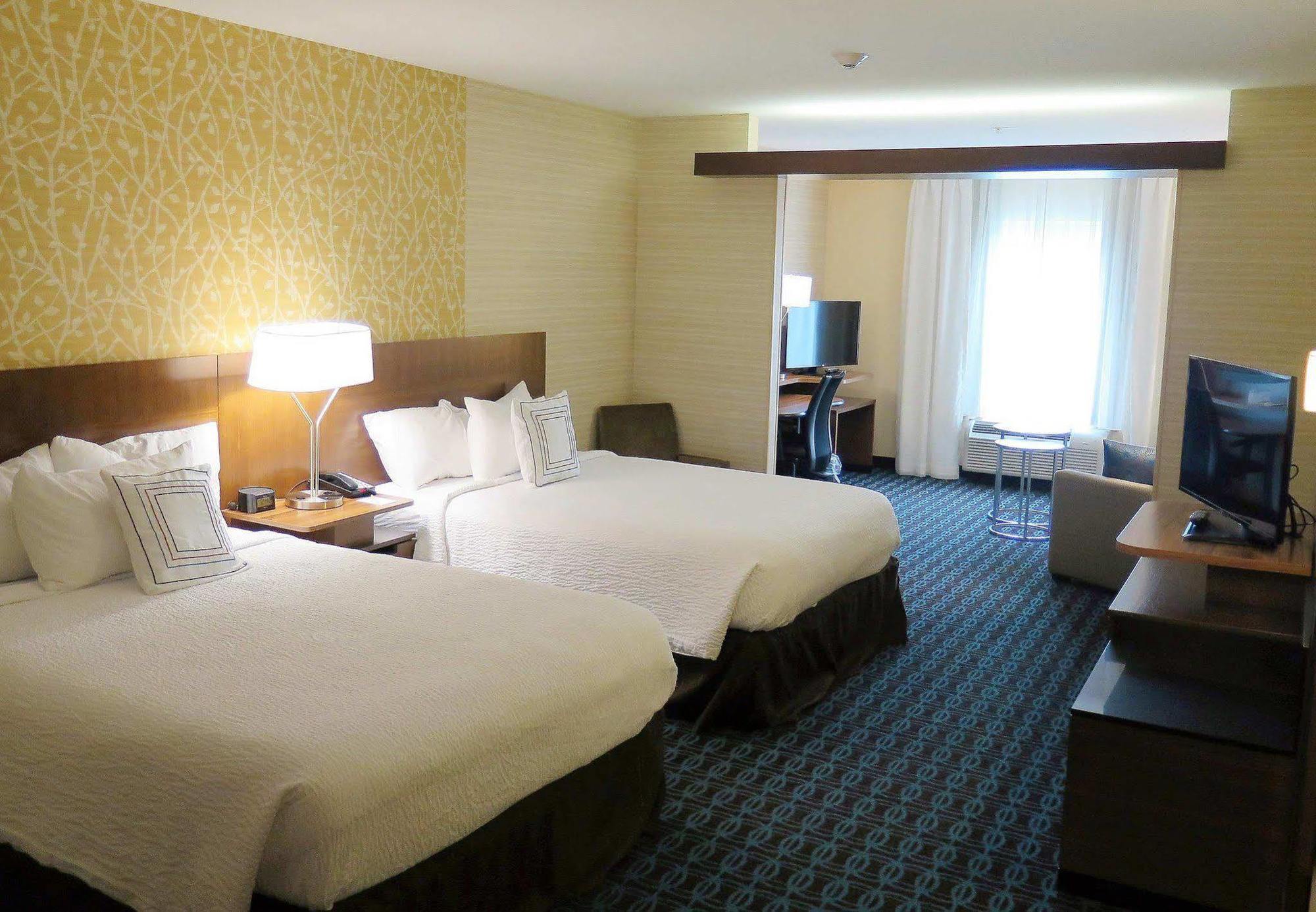 Fairfield Inn & Suites By Marriott Stroudsburg Bartonsville/Poconos Exterior photo