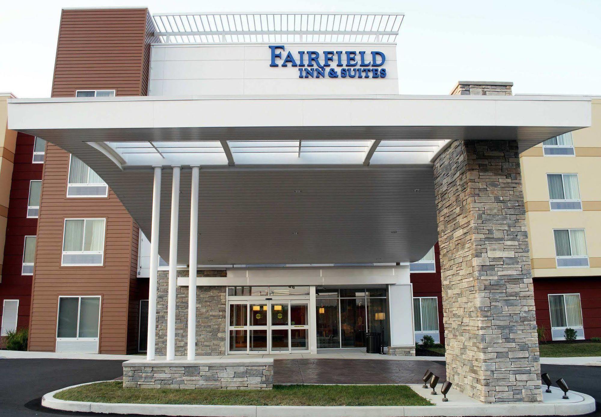 Fairfield Inn & Suites By Marriott Stroudsburg Bartonsville/Poconos Exterior photo